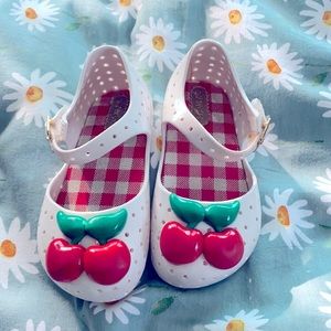 Cherry Mini Melissa